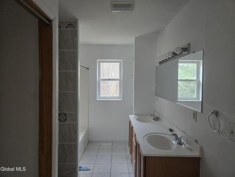 627 Englemore Road Clifton Park NY 12065