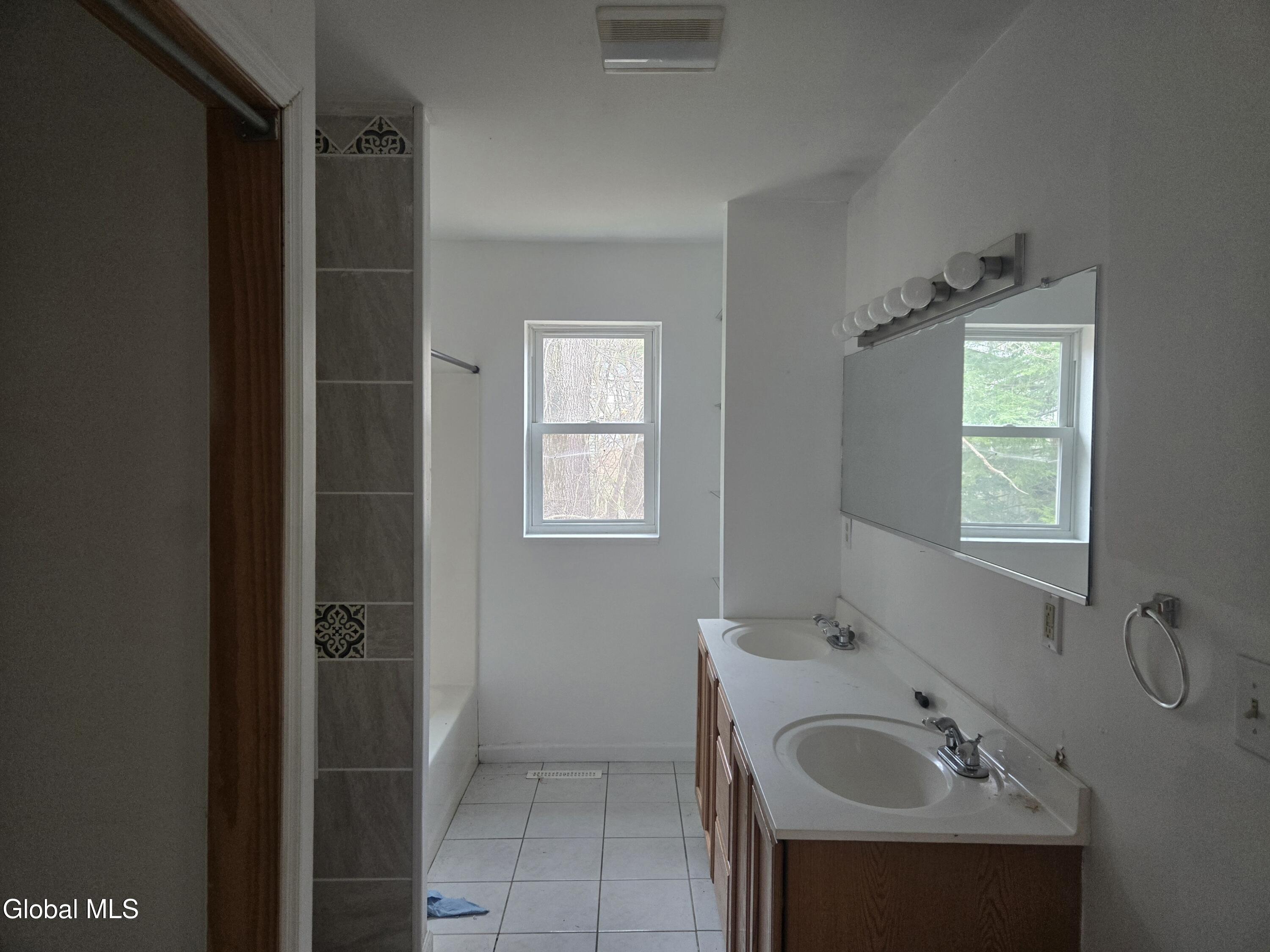 627 Englemore Road Clifton Park NY 12065
