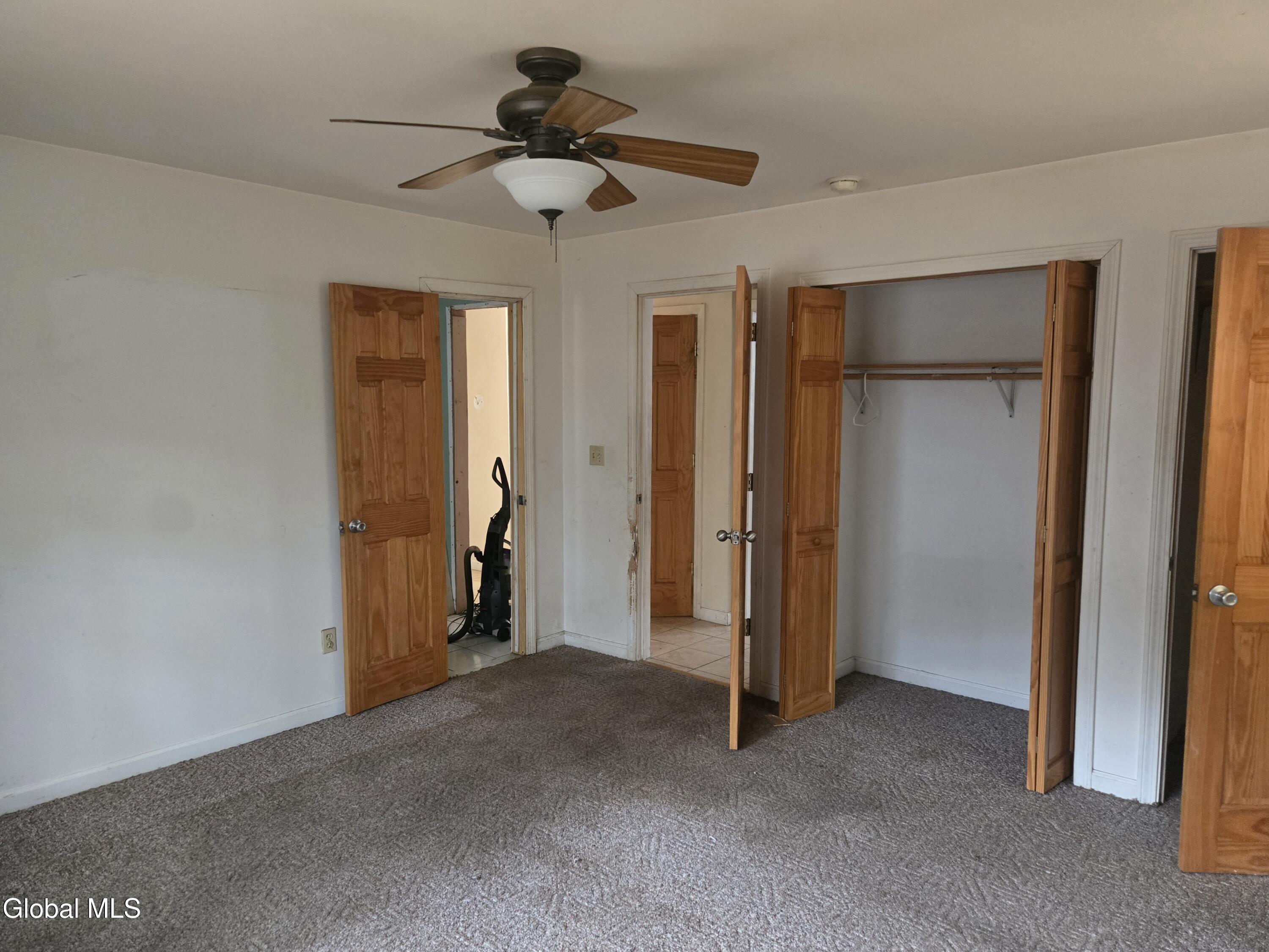 627 Englemore Road Clifton Park NY 12065