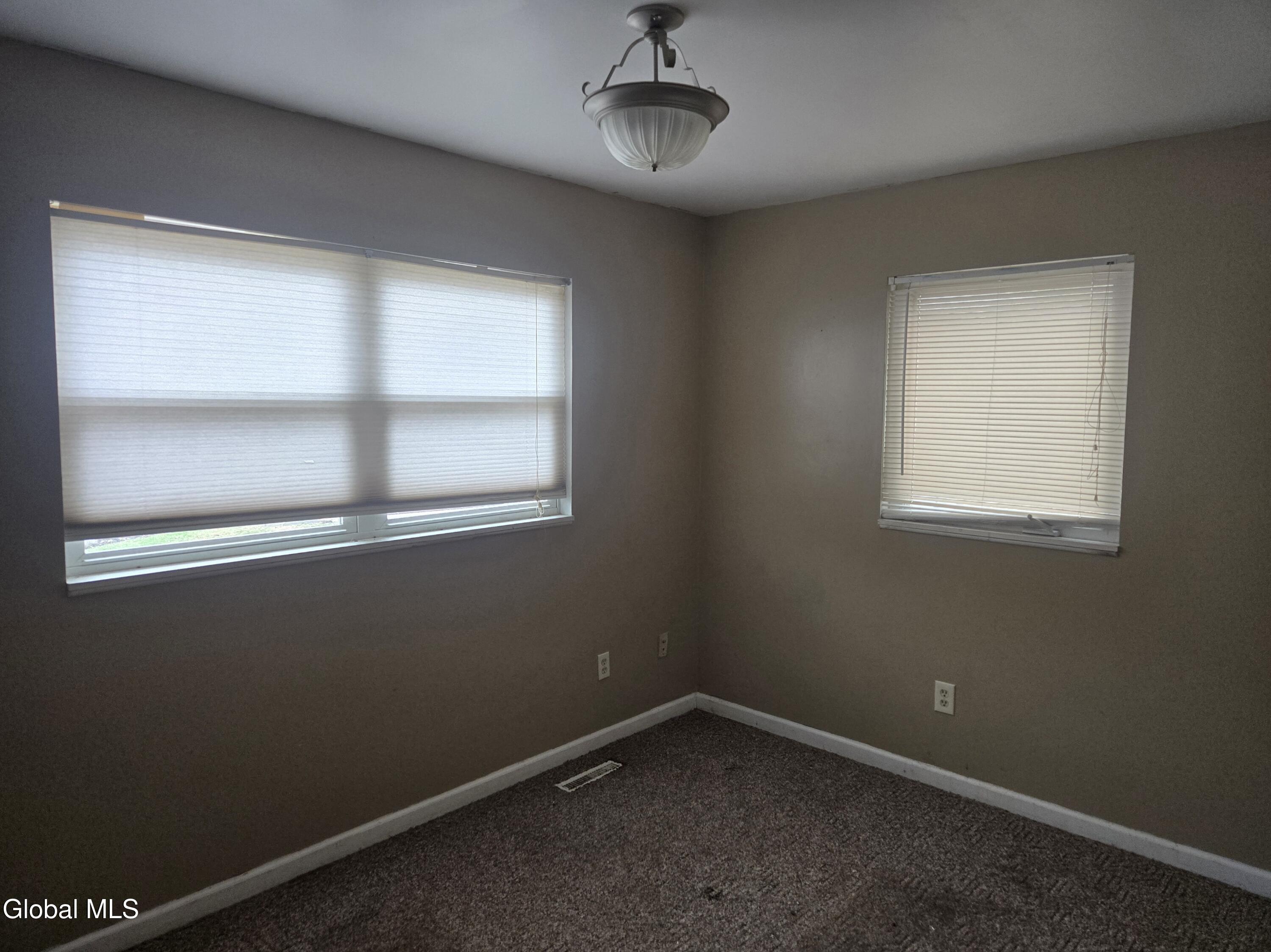 627 Englemore Road Clifton Park NY 12065