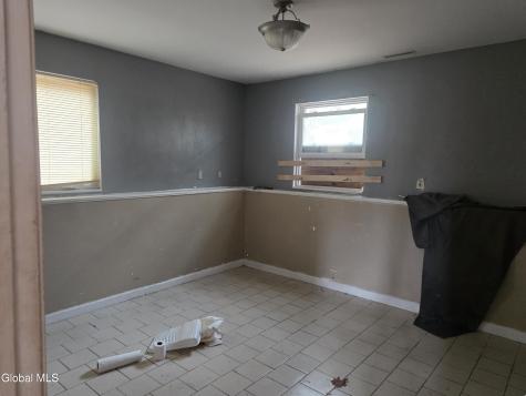 627 Englemore Road Clifton Park NY 12065