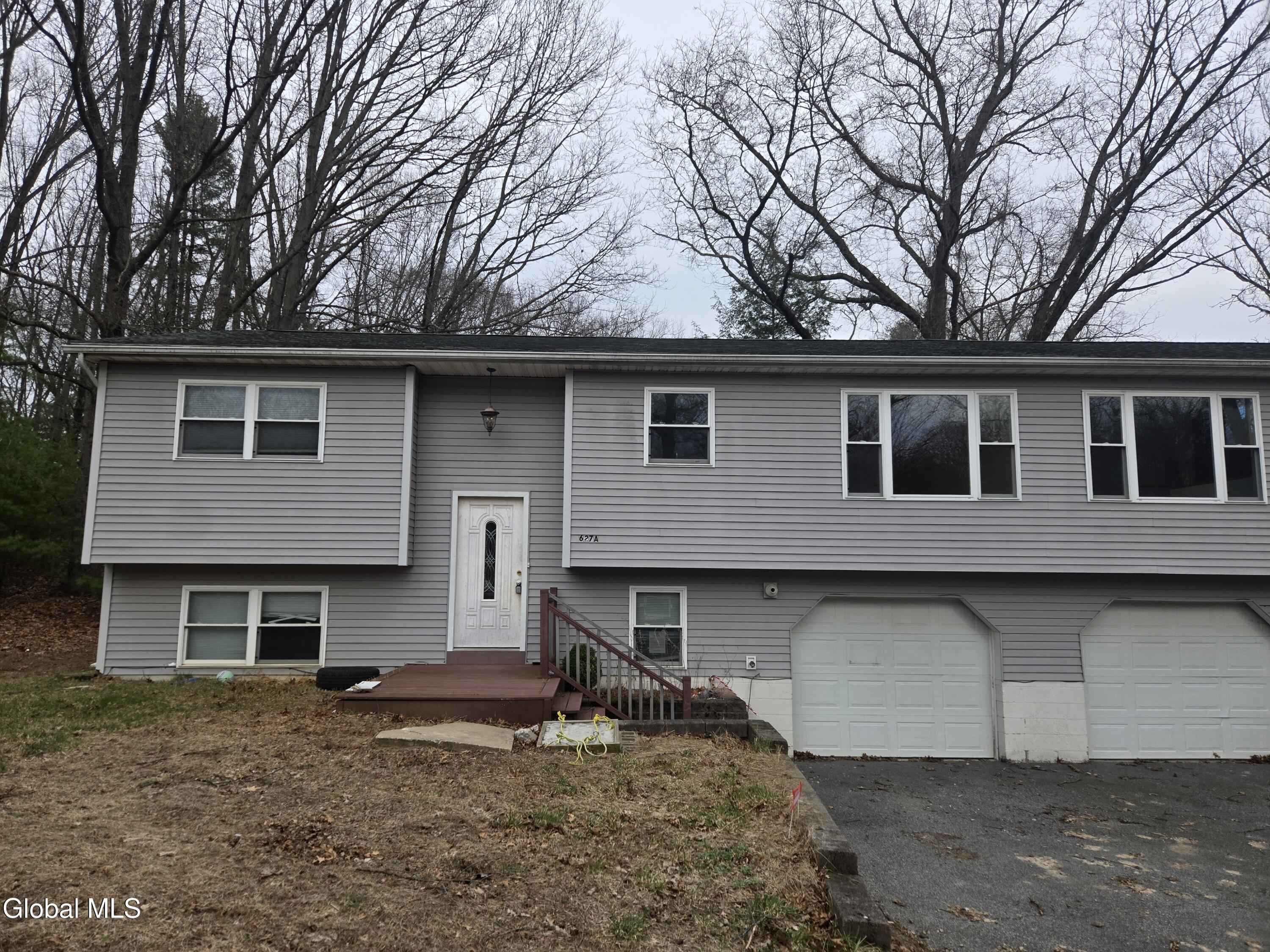 627 Englemore Road Clifton Park NY 12065