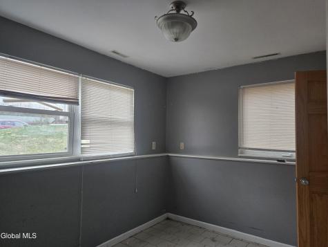 627 Englemore Road Clifton Park NY 12065
