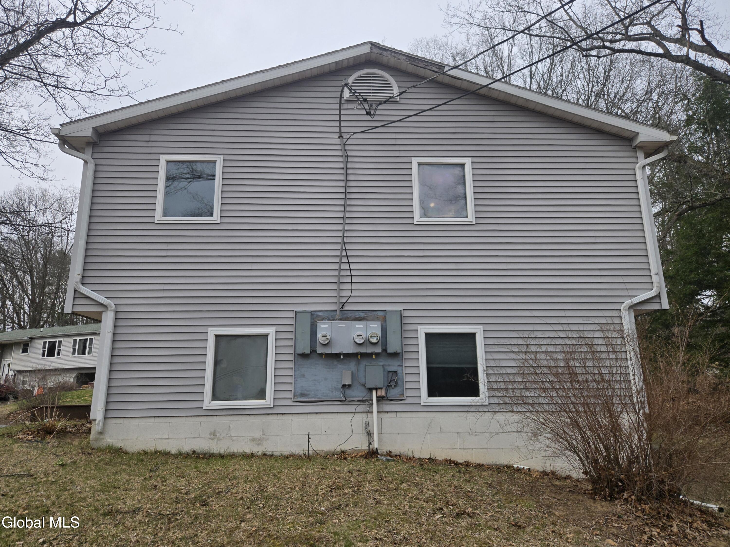 627 Englemore Road Clifton Park NY 12065