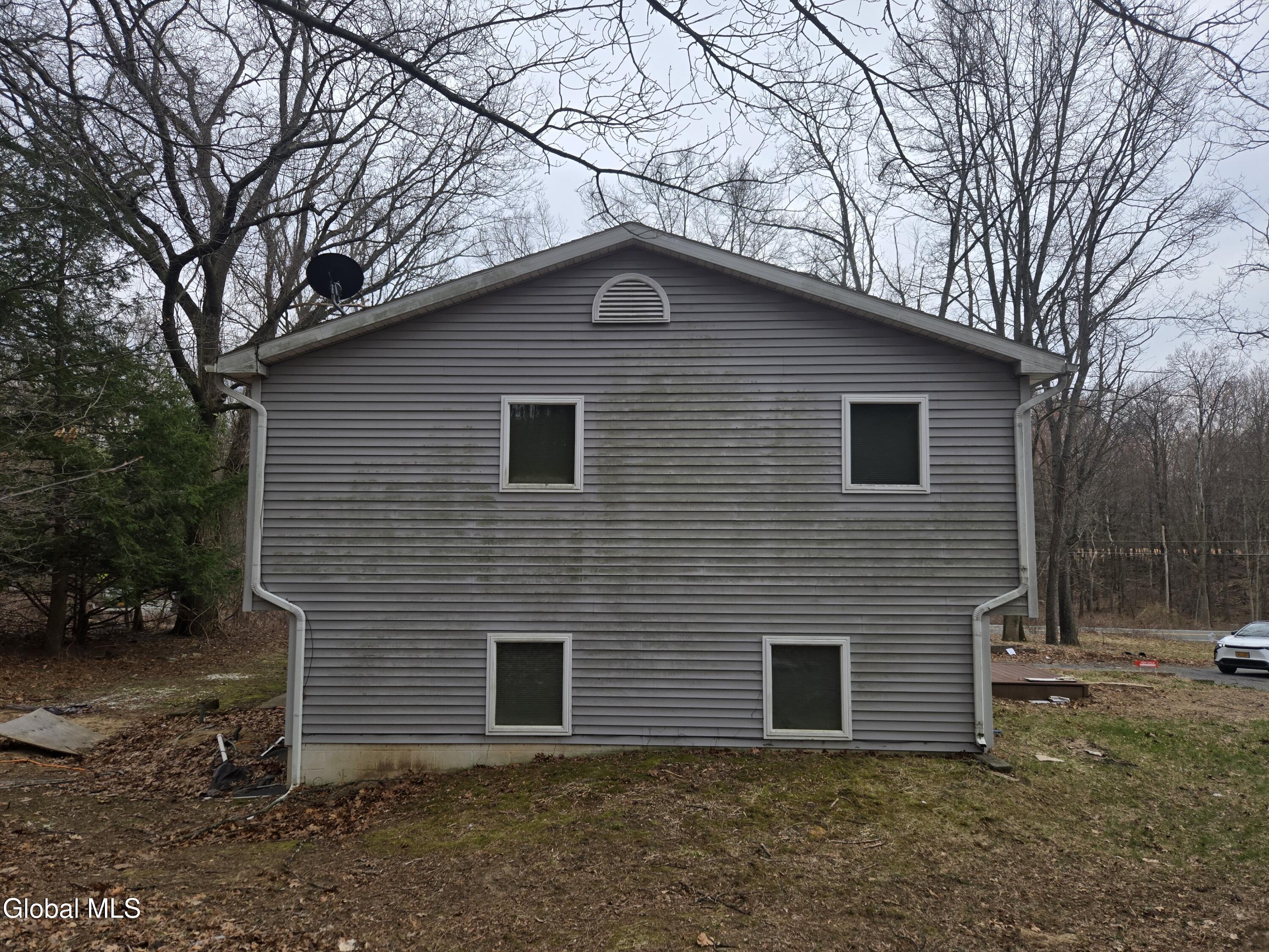 627 Englemore Road Clifton Park NY 12065