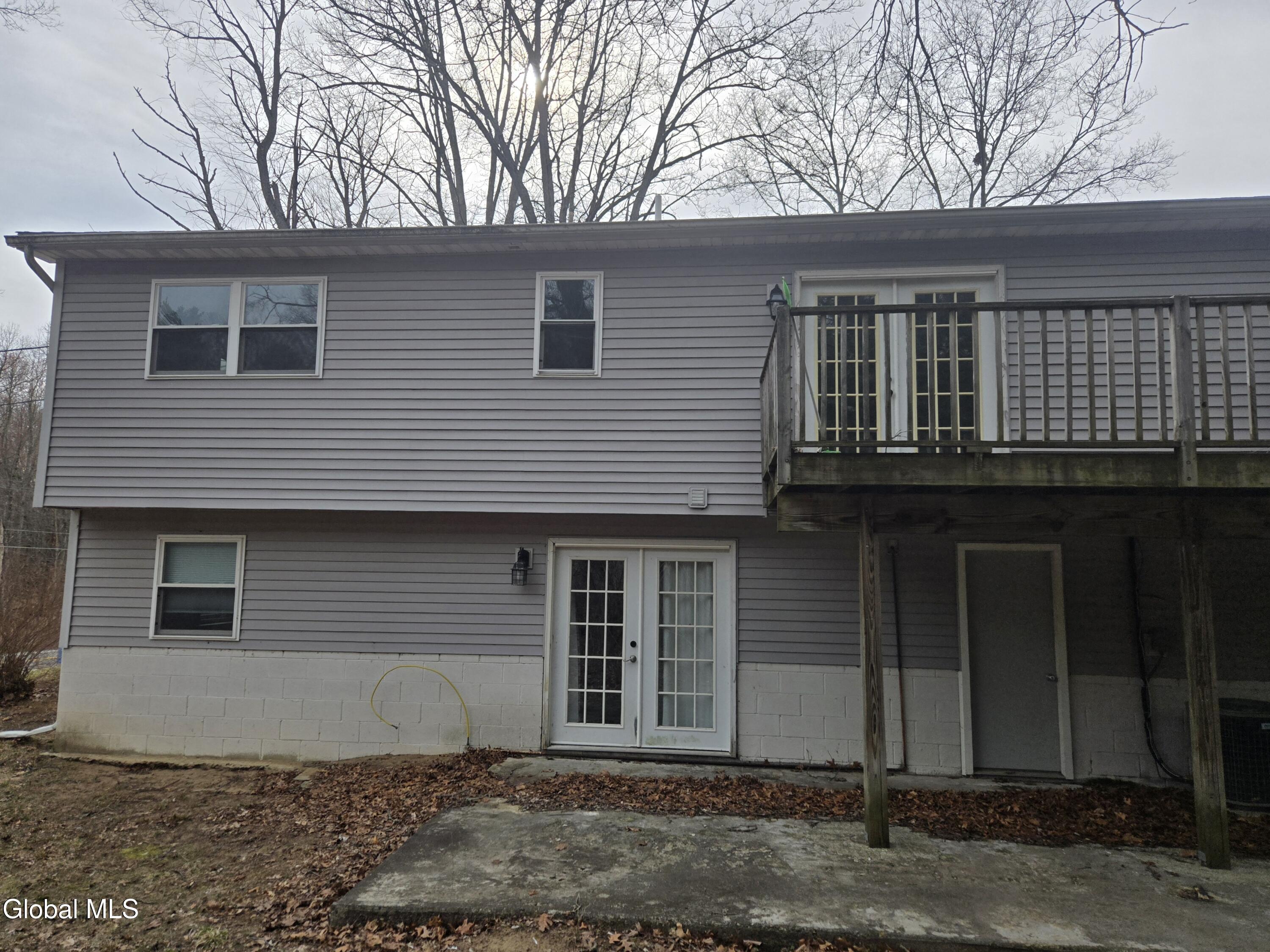 627 Englemore Road Clifton Park NY 12065