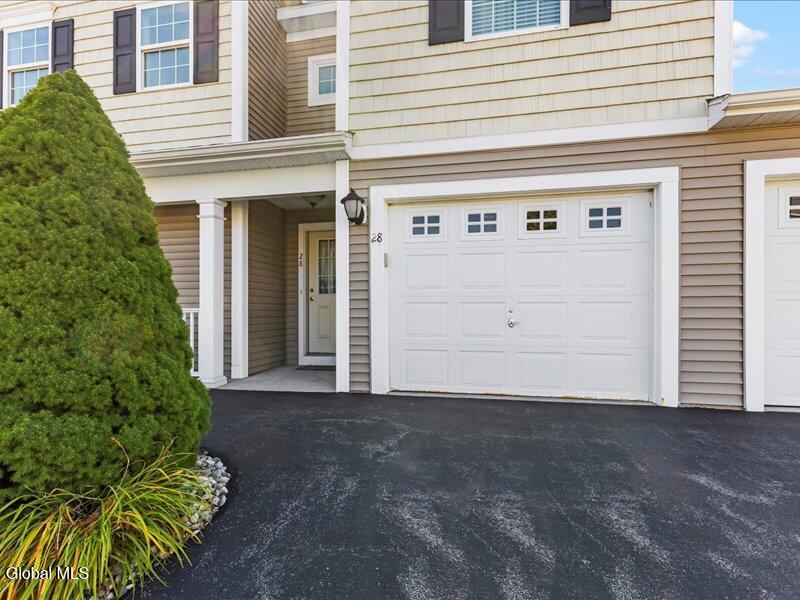 20 Treasures Place Queensbury NY 12804
