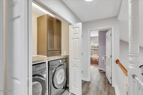 6 Tracey Court Troy NY 12180