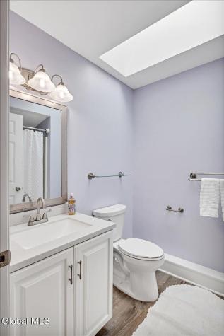6 Tracey Court Troy NY 12180