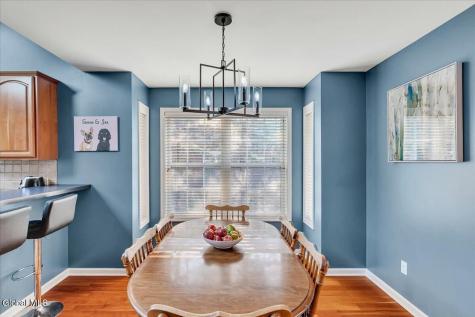 6 Tracey Court Troy NY 12180