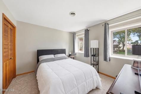 222 S Ten Broeck Street Scotia NY 12302