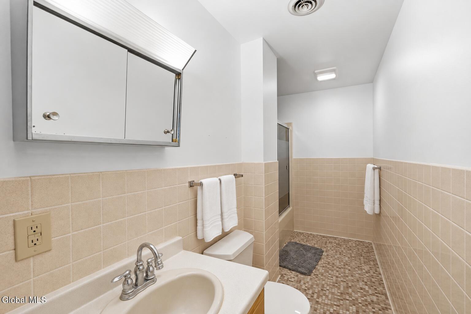 222 S Ten Broeck Street Scotia NY 12302