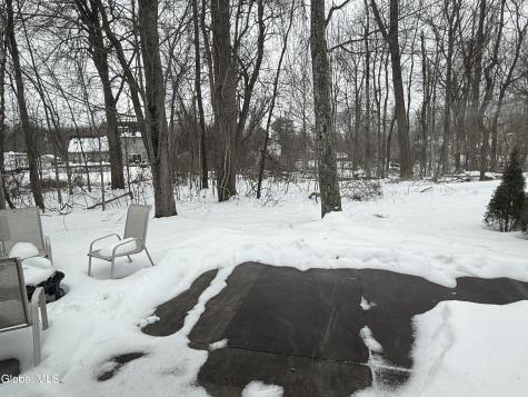 8 Schuyler Court Halfmoon NY 12065