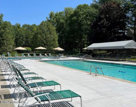 8 Schuyler Court Halfmoon NY 12065