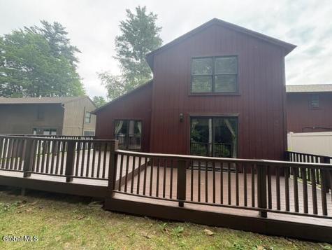 237 Thimbleberry Road Malta NY 12020