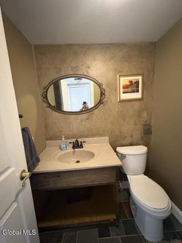237 Thimbleberry Road Malta NY 12020
