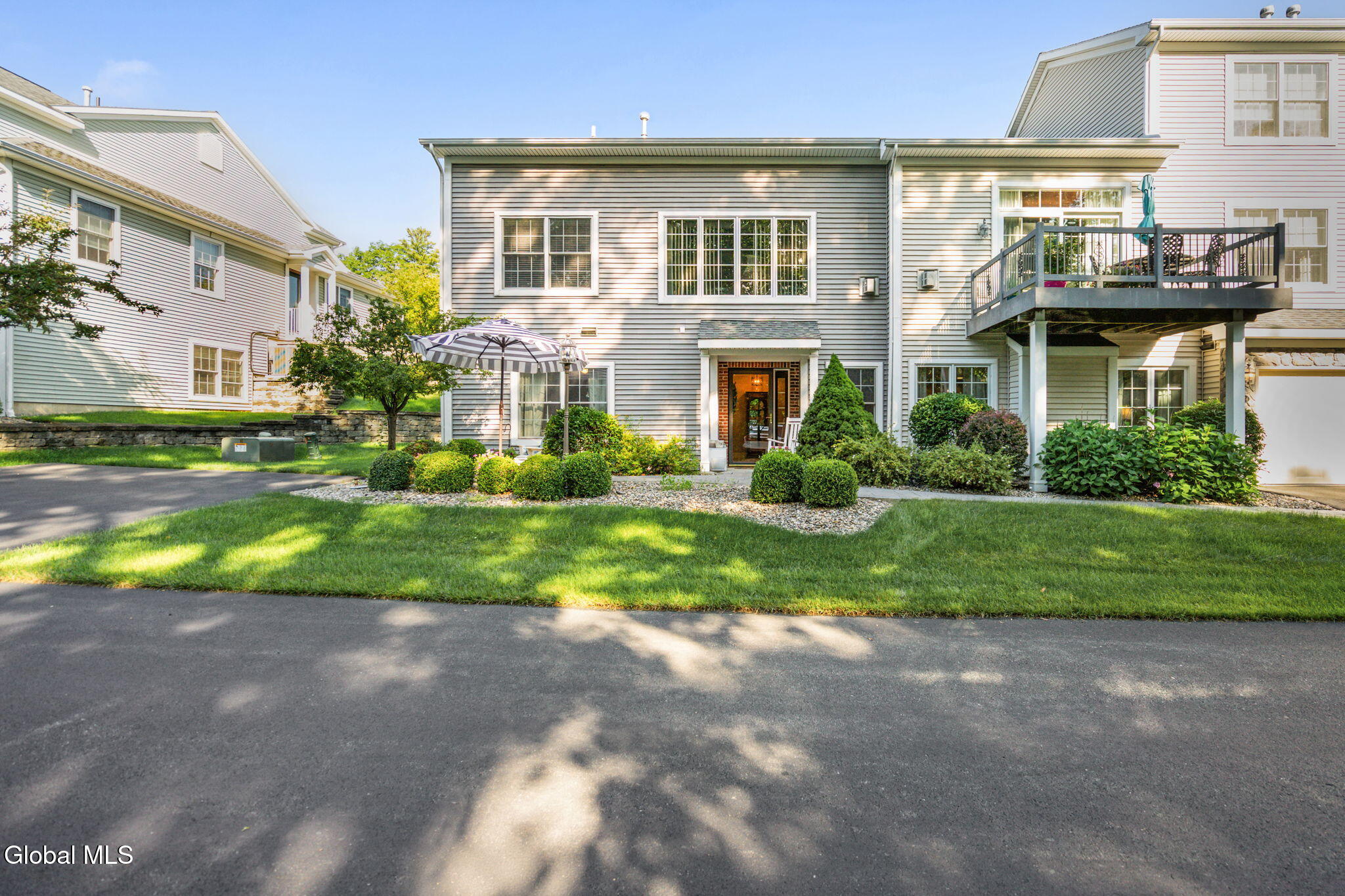 2374 E Nott Street Niskayuna NY 12309