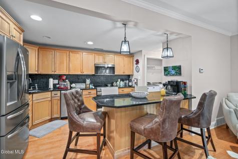 2374 E Nott Street Niskayuna NY 12309