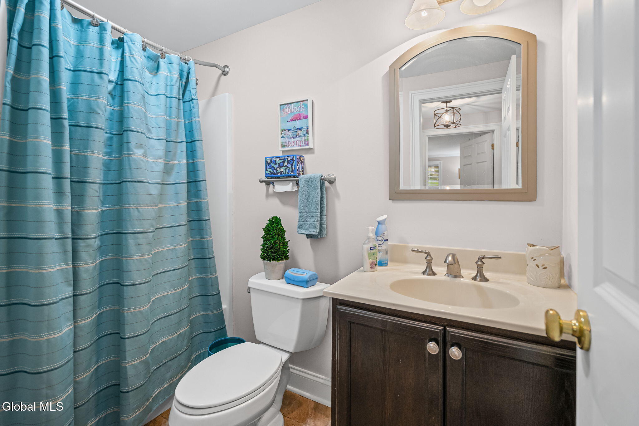 2374 E Nott Street Niskayuna NY 12309