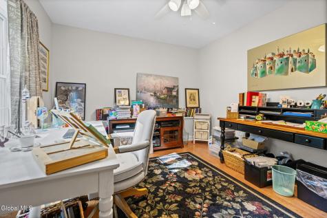 2374 E Nott Street Niskayuna NY 12309