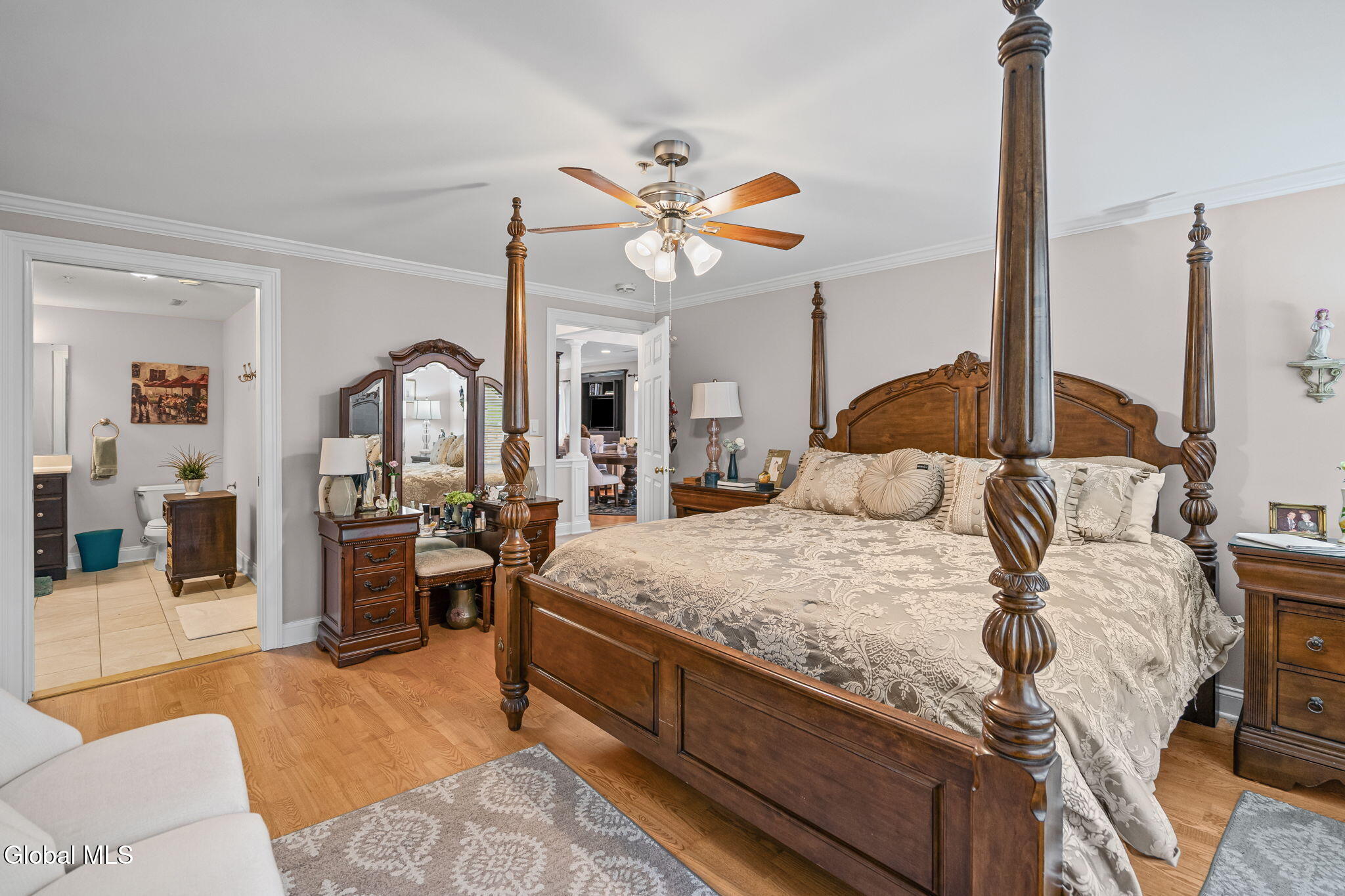 2374 E Nott Street Niskayuna NY 12309