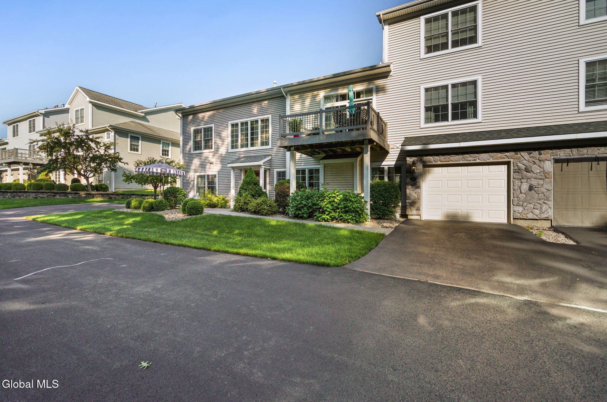2374 E Nott Street Niskayuna NY 12309