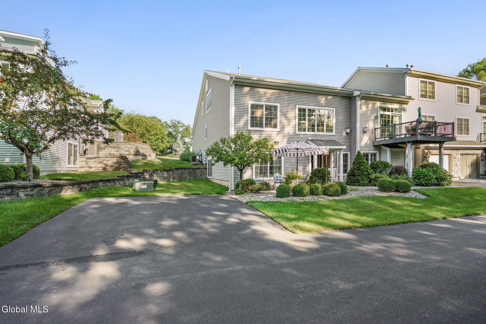 2374 E Nott Street Niskayuna NY 12309