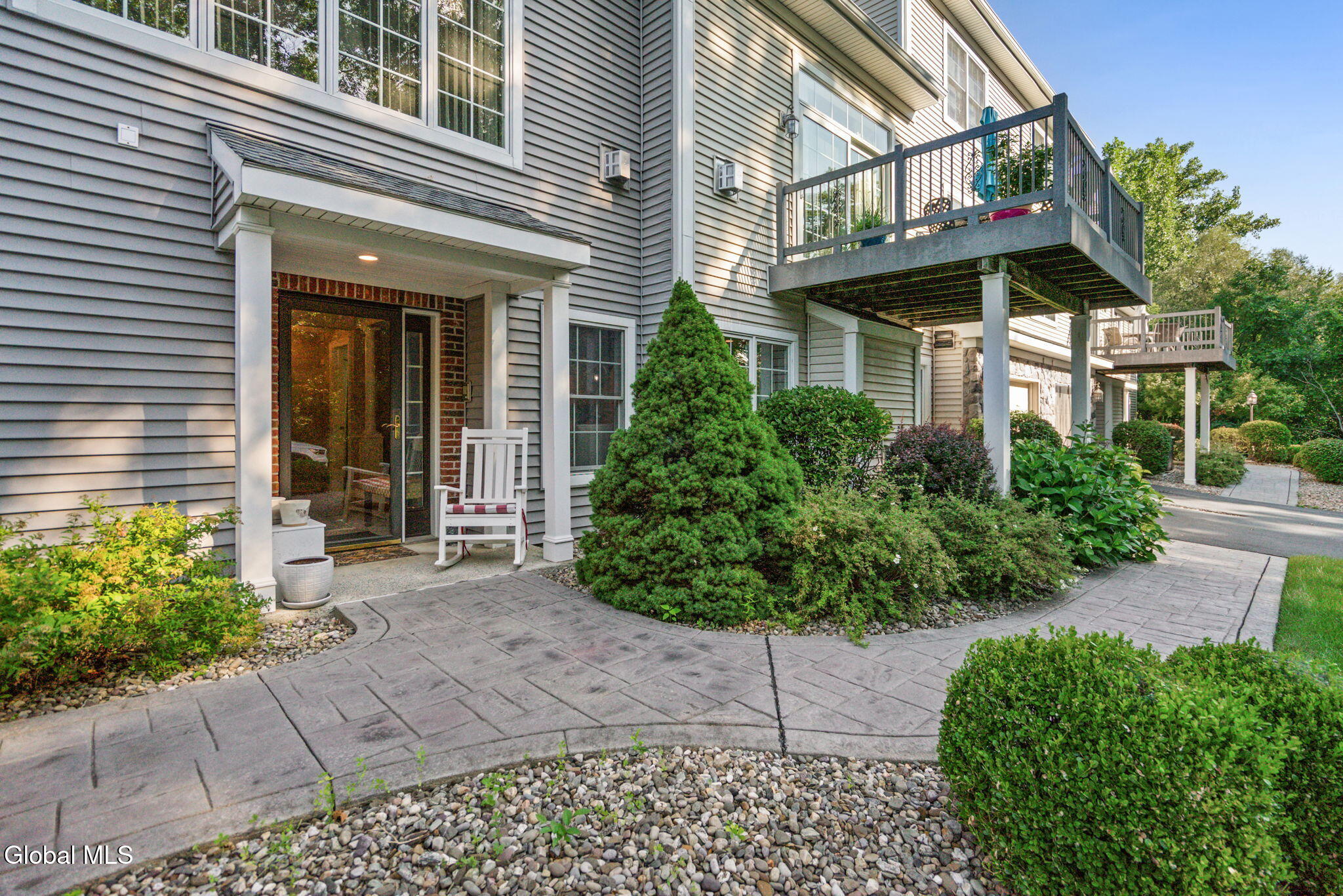 2374 E Nott Street Niskayuna NY 12309