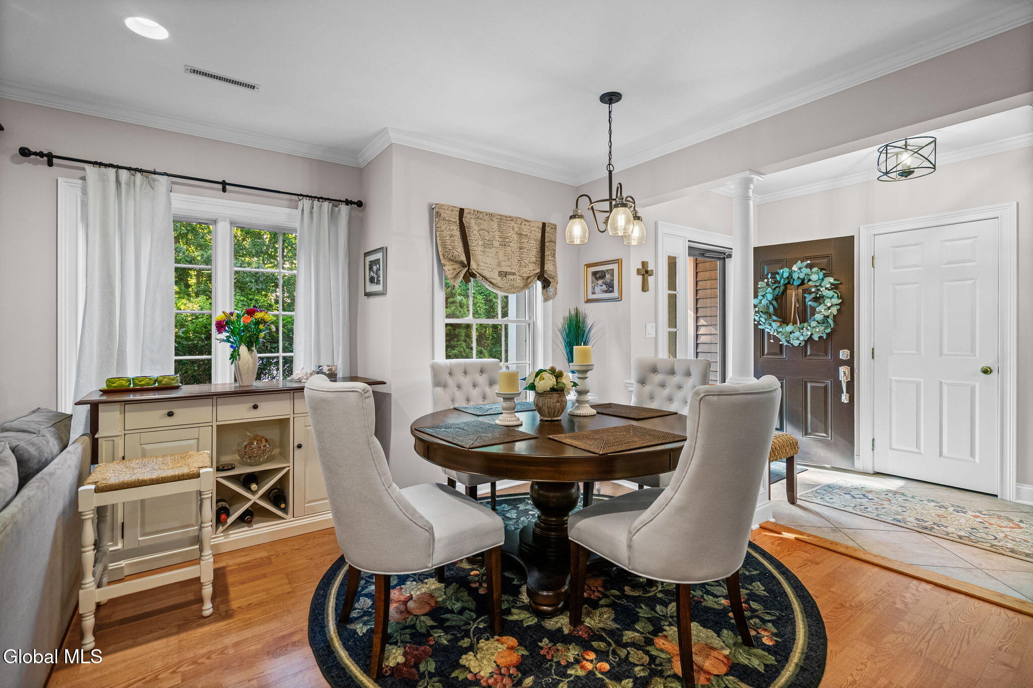 2374 E Nott Street Niskayuna NY 12309