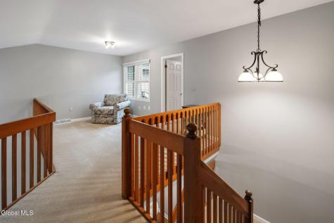 607 Highwood Circle Guilderland NY 12203