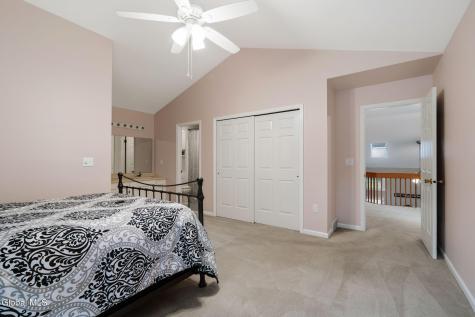 607 Highwood Circle Guilderland NY 12203