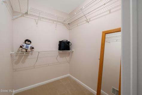 607 Highwood Circle Guilderland NY 12203