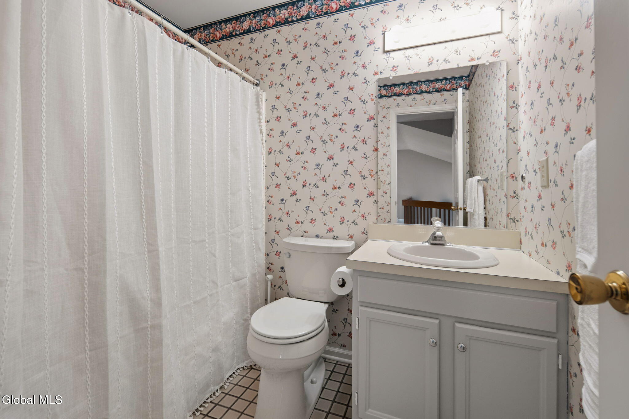607 Highwood Circle Guilderland NY 12203