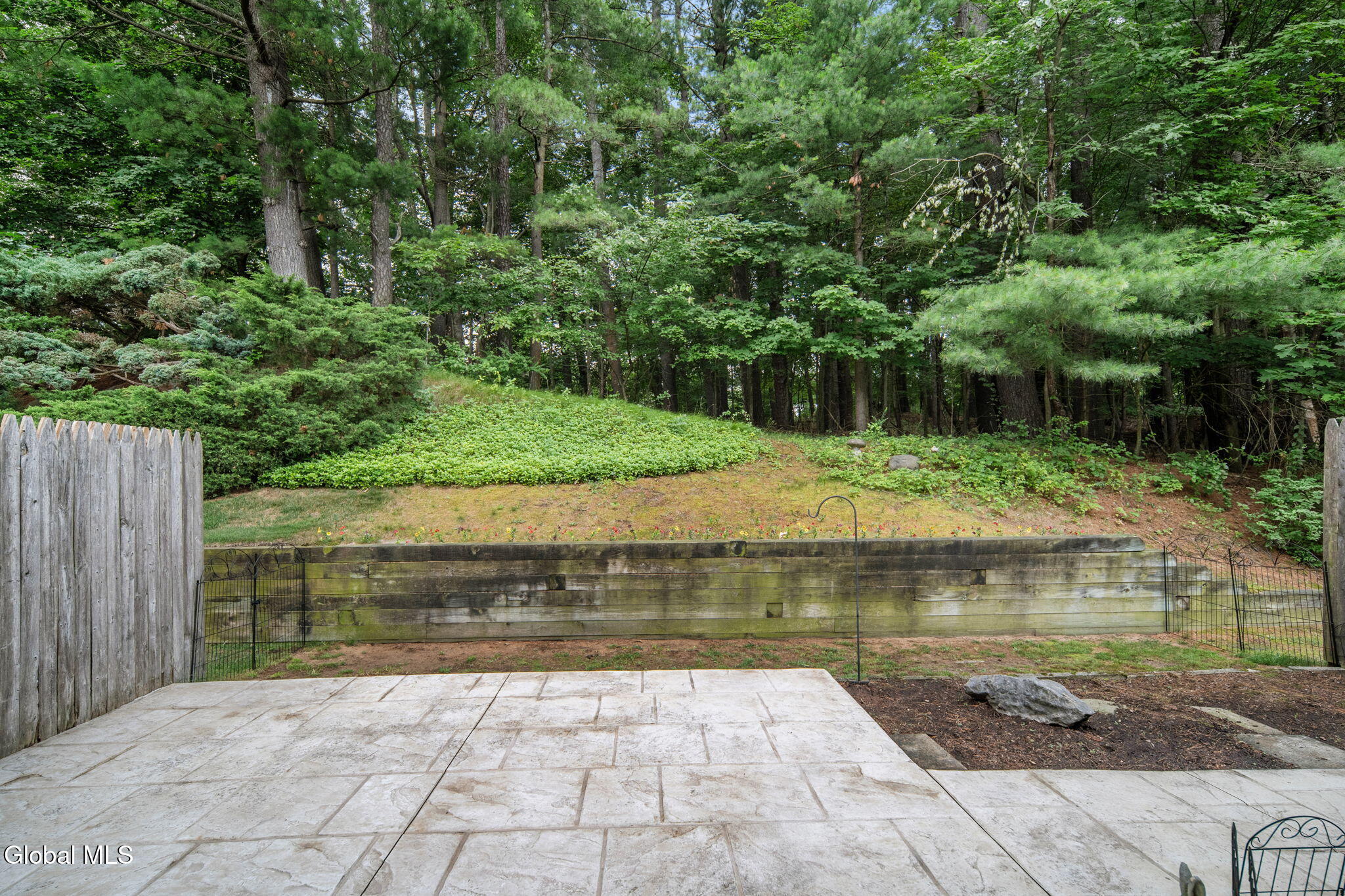 607 Highwood Circle Guilderland NY 12203