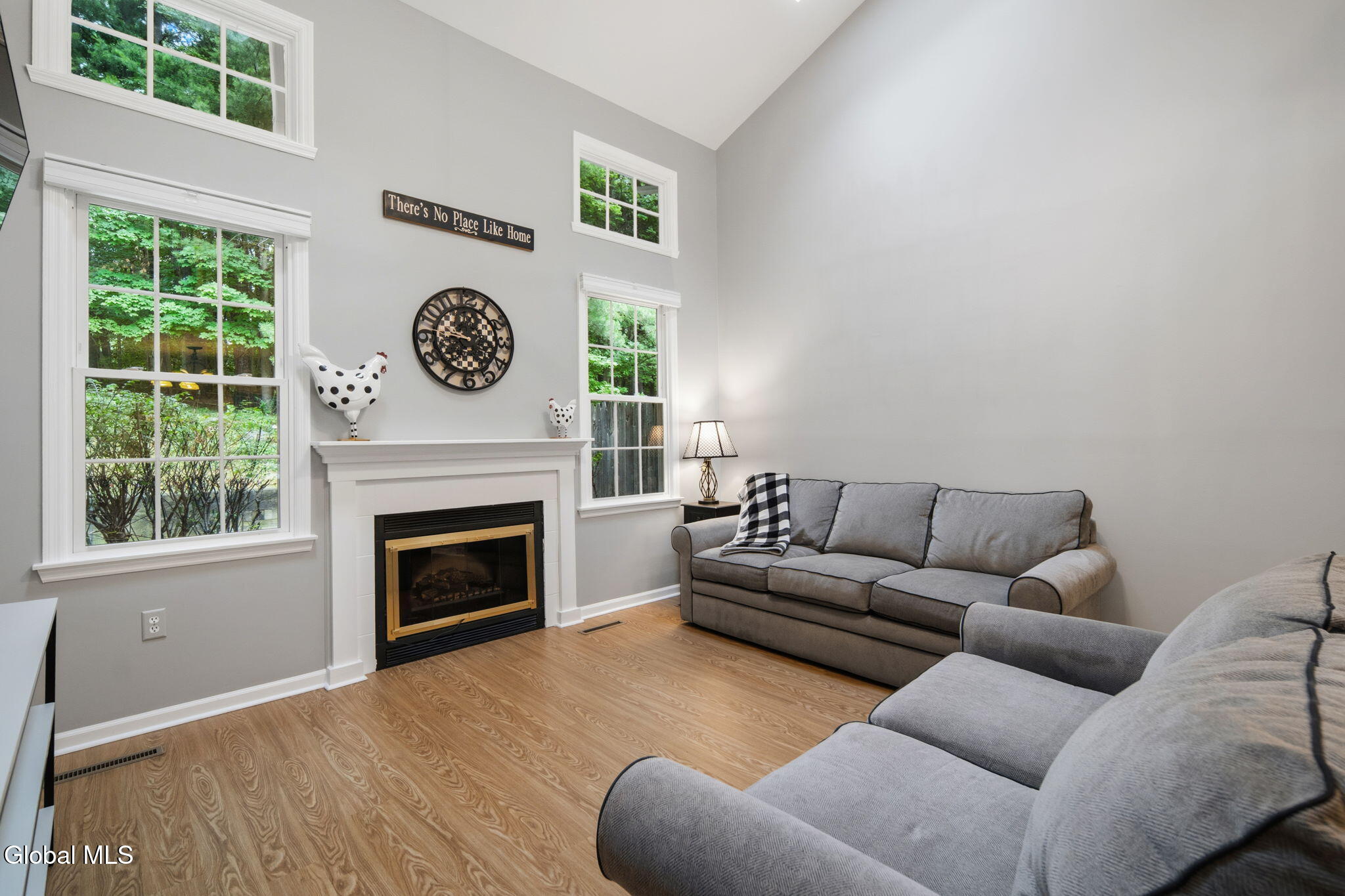 607 Highwood Circle Guilderland NY 12203