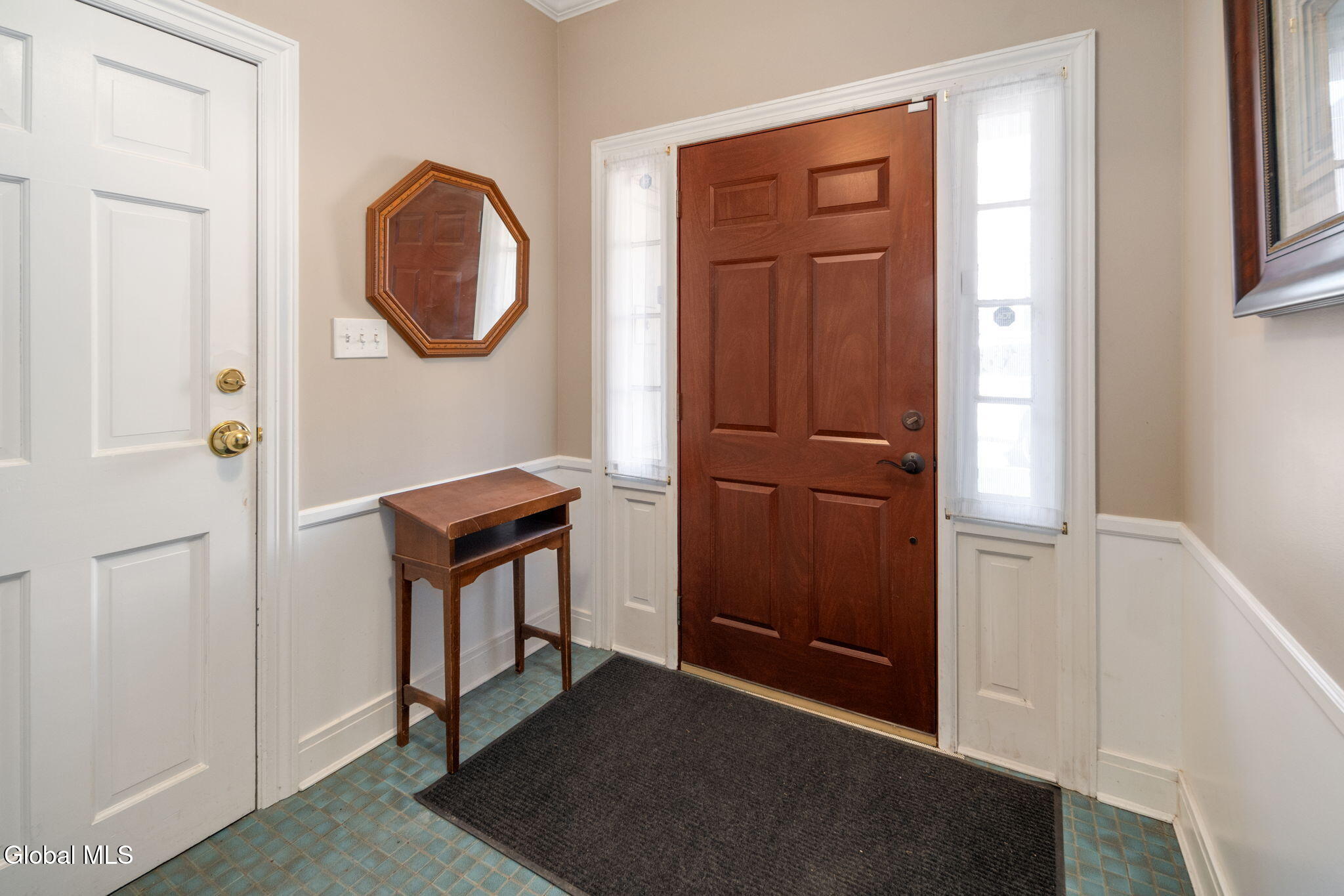 211 Lancaster Street Albany NY 12210