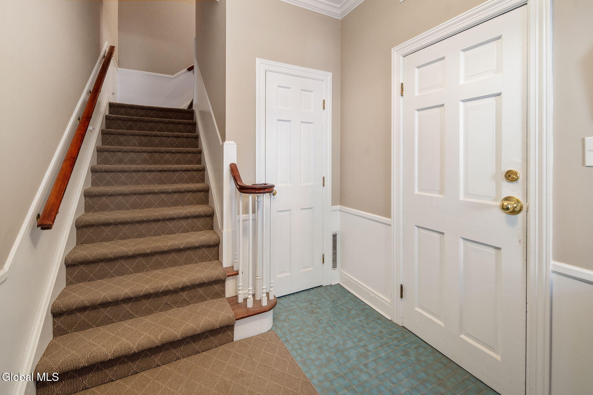 211 Lancaster Street Albany NY 12210