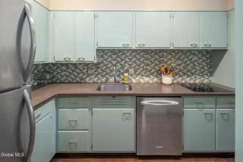 211 Lancaster Street Albany NY 12210