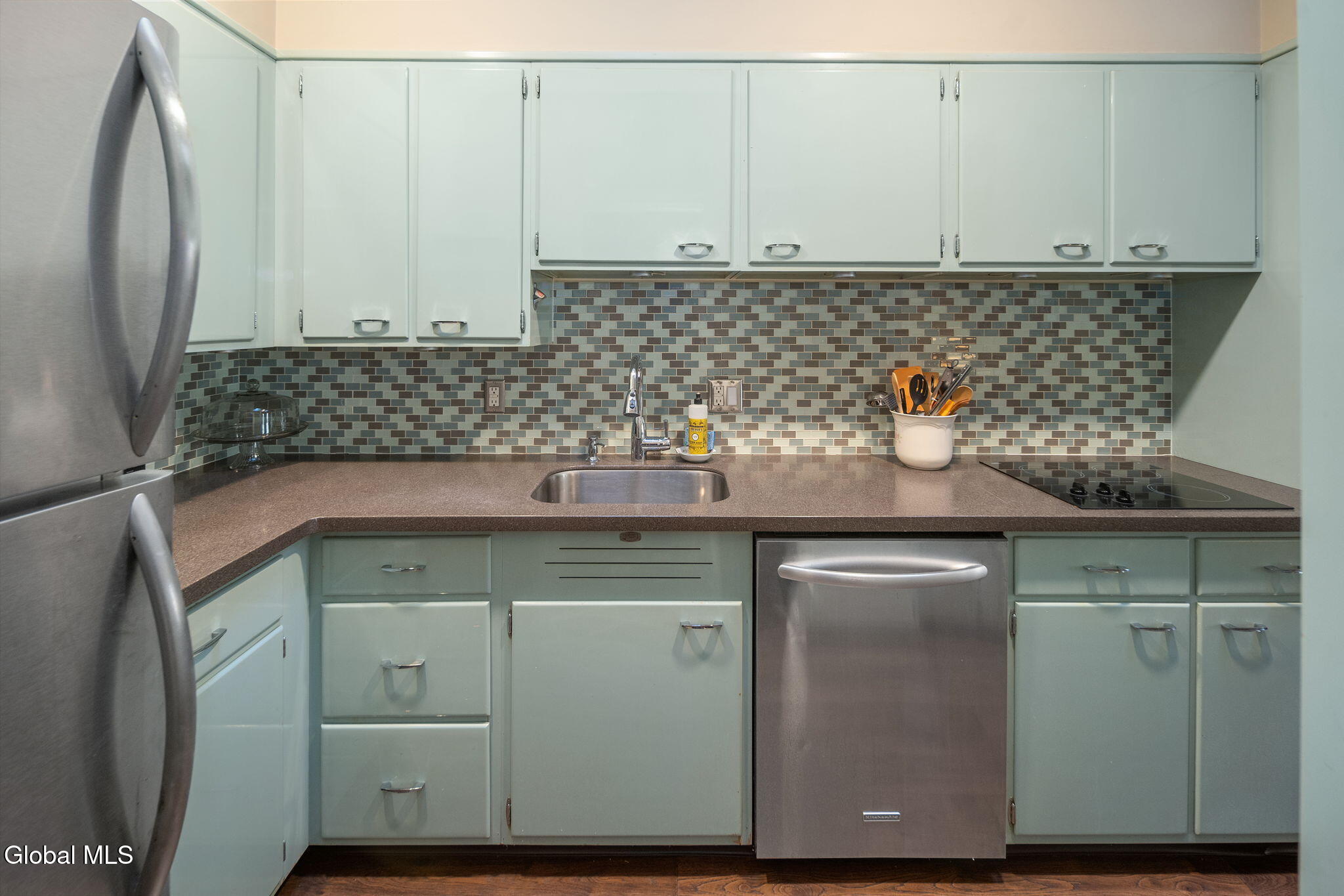 211 Lancaster Street Albany NY 12210