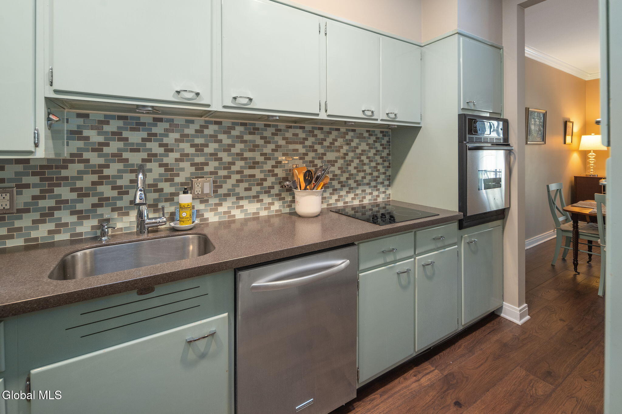 211 Lancaster Street Albany NY 12210