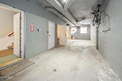 211 Lancaster Street Albany NY 12210
