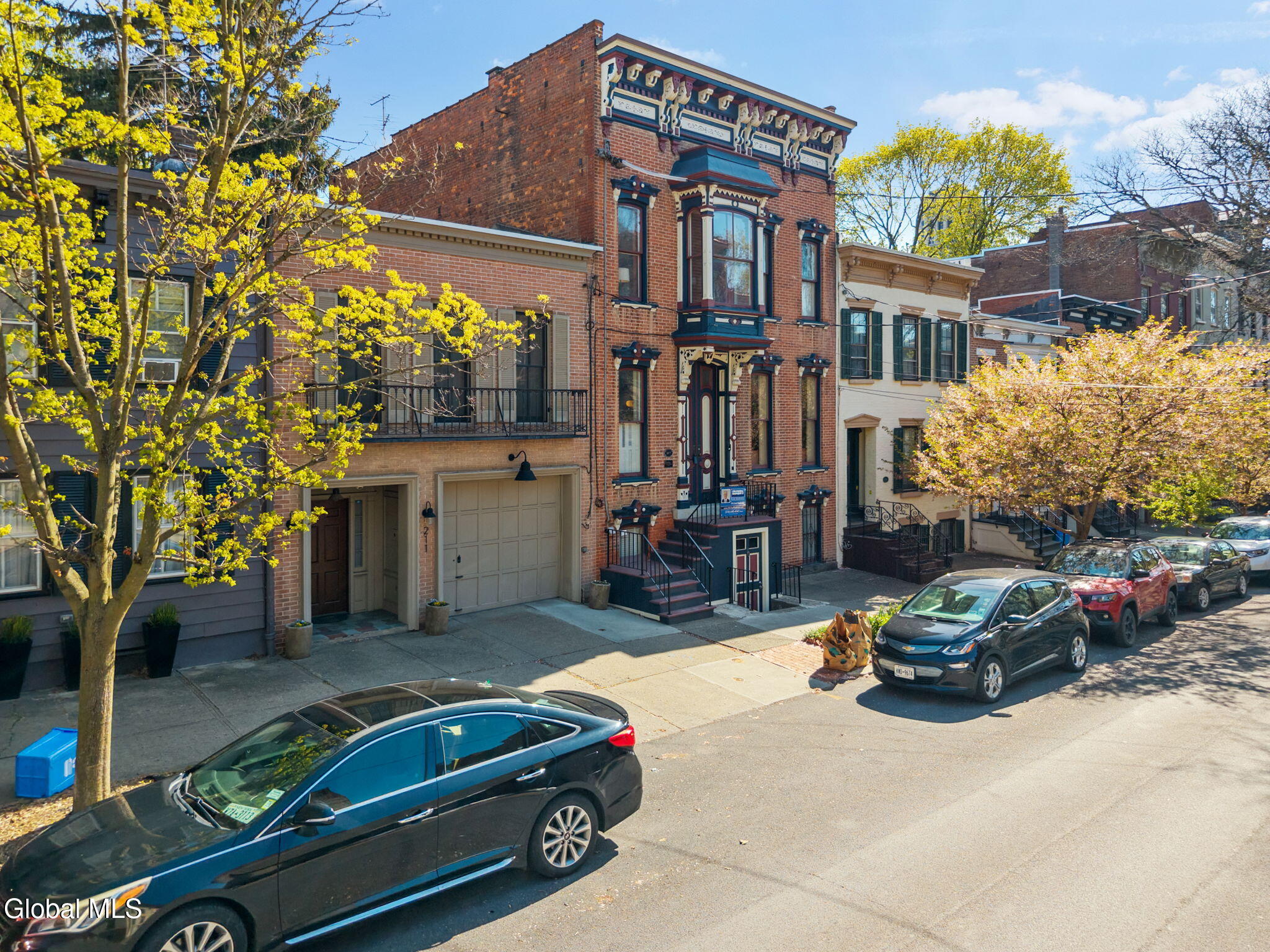211 Lancaster Street Albany NY 12210