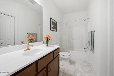 13 Wardley Circle Cohoes NY 12047