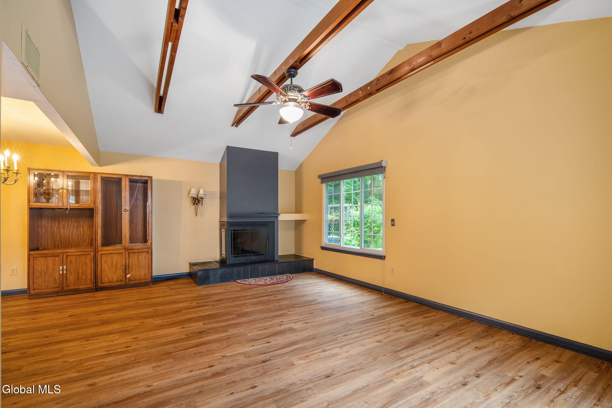 22 Spruce Court Delmar NY 12054