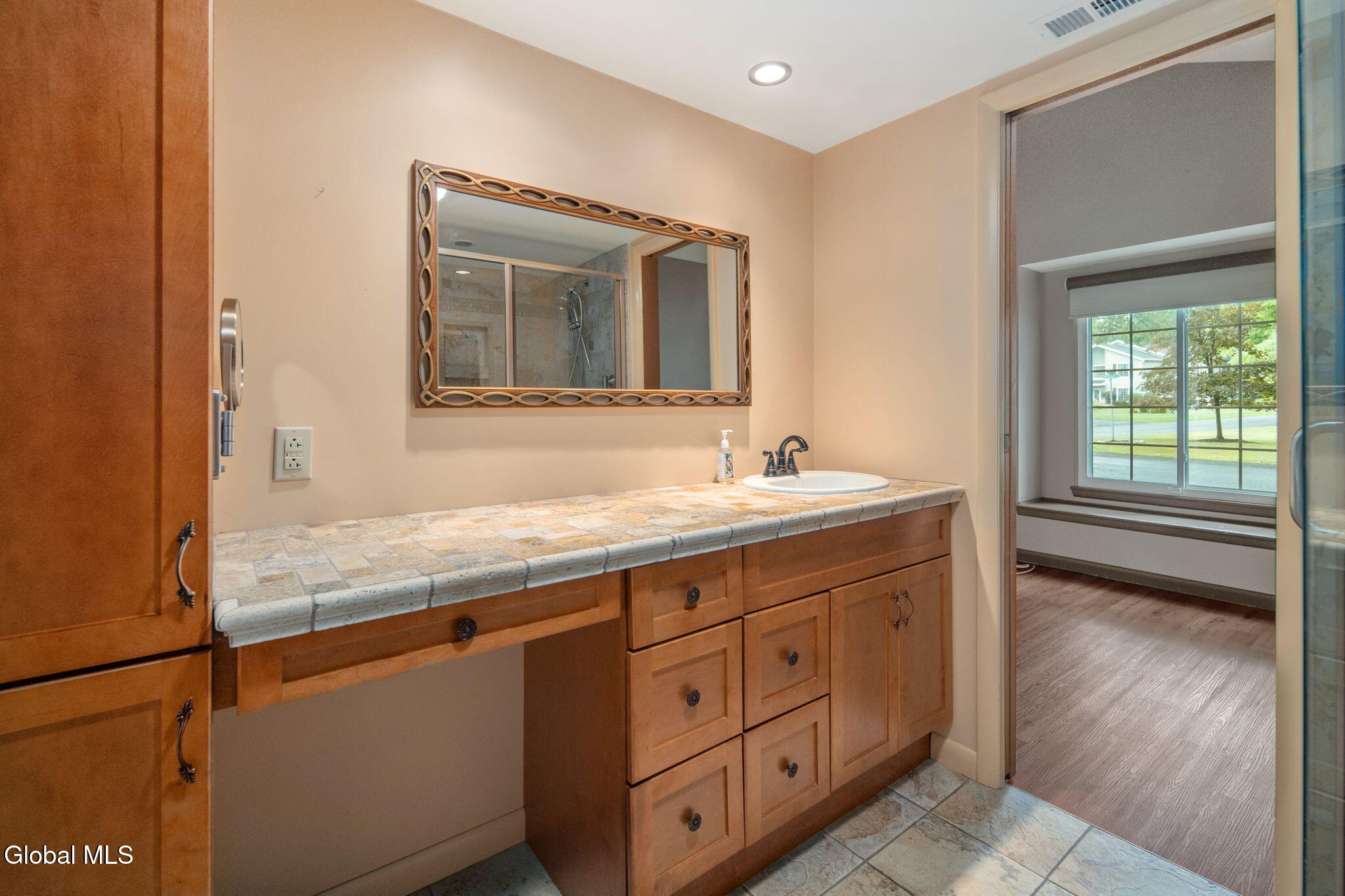 22 Spruce Court Delmar NY 12054