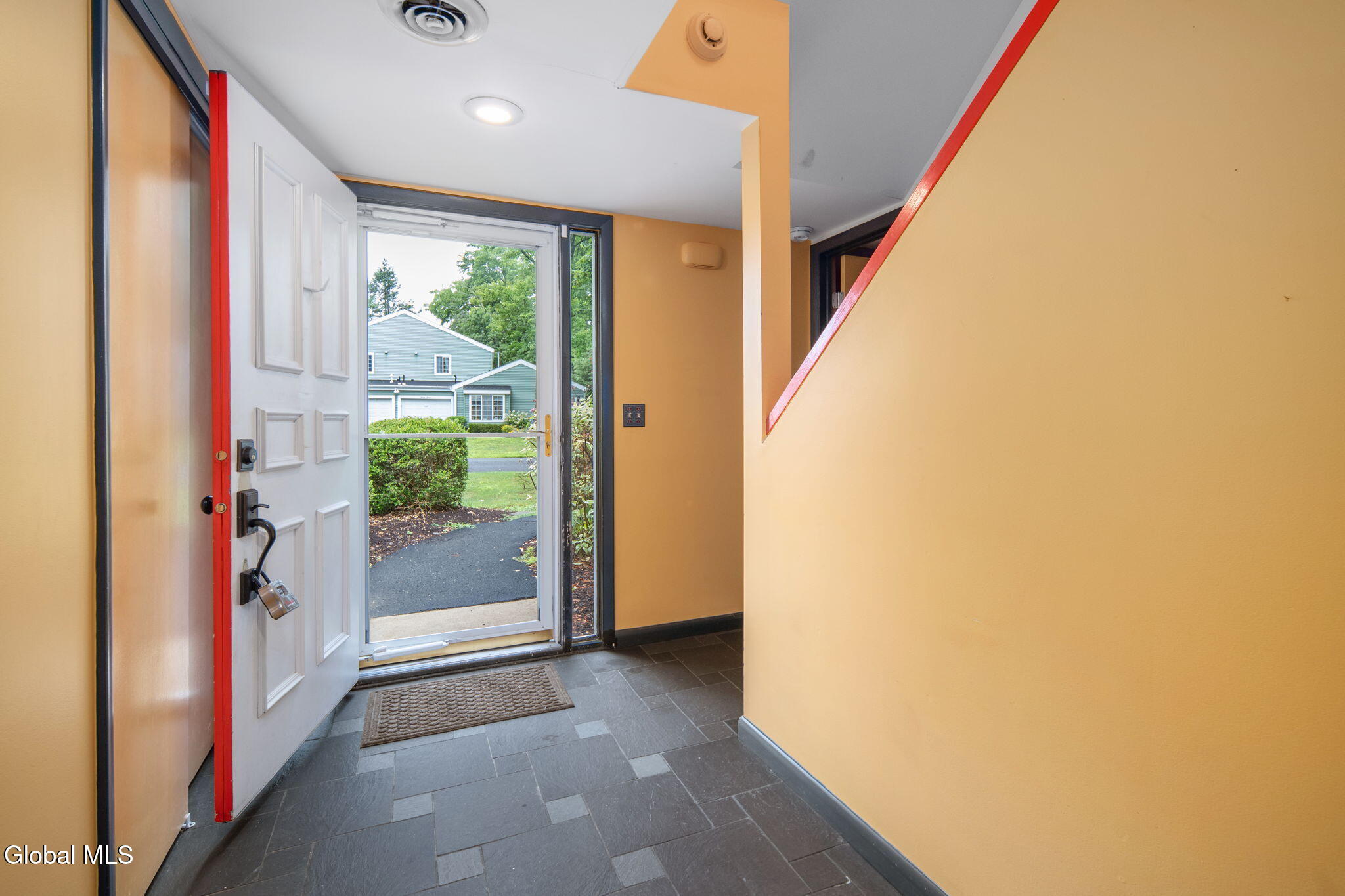 22 Spruce Court Delmar NY 12054
