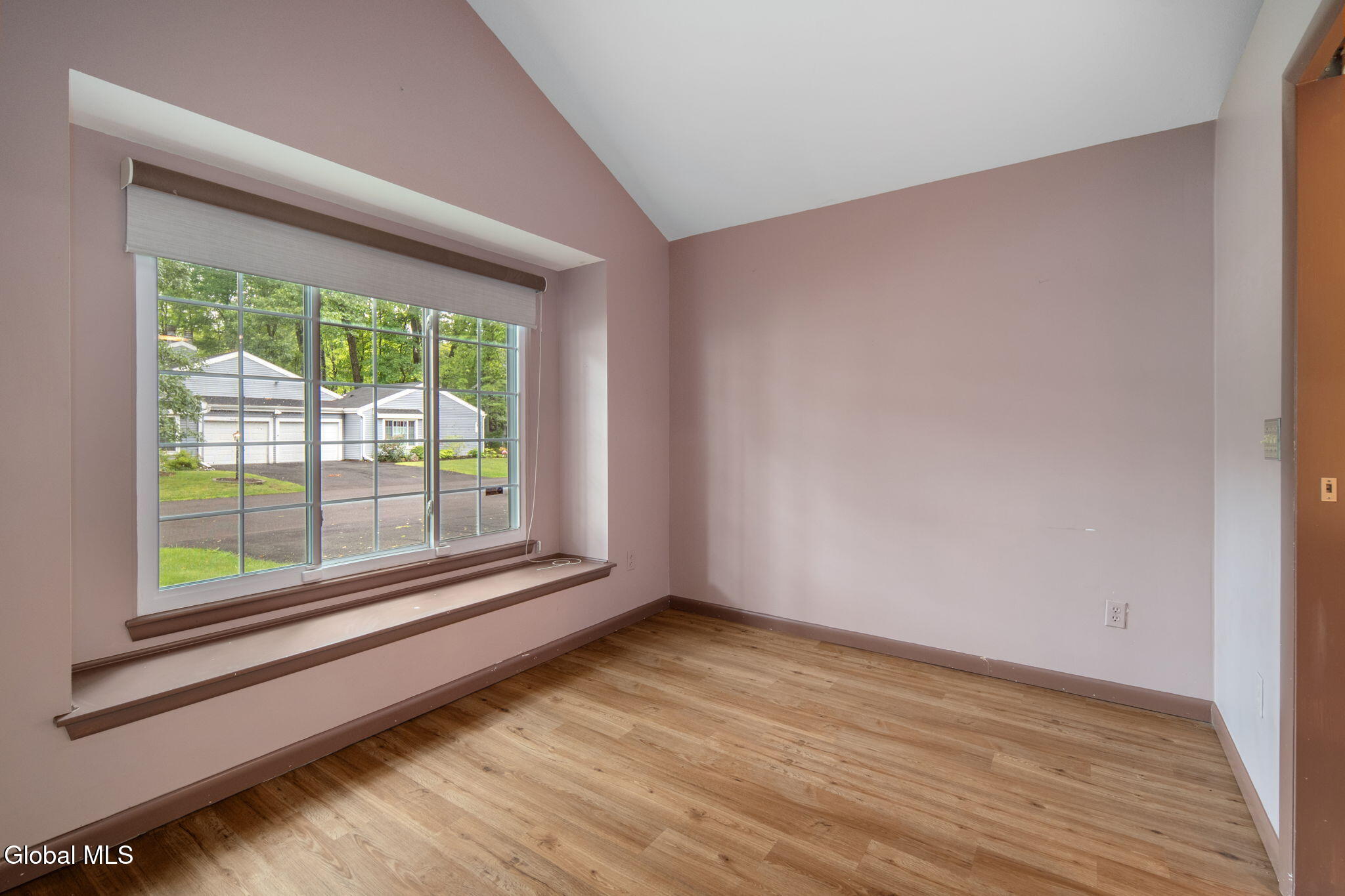 22 Spruce Court Delmar NY 12054