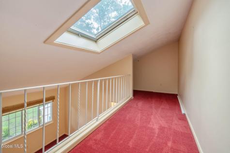 22 Spruce Court Delmar NY 12054