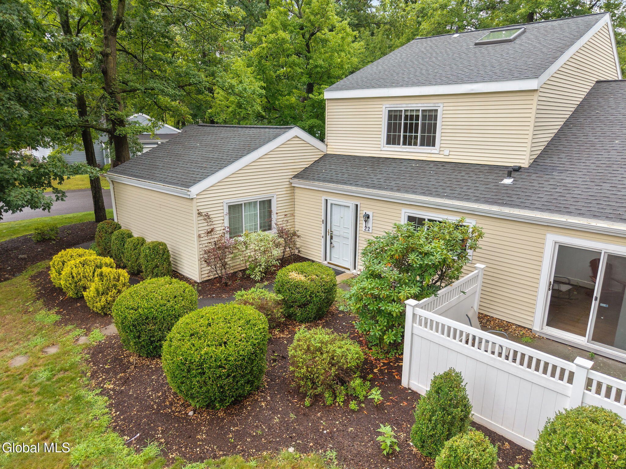 22 Spruce Court Delmar NY 12054