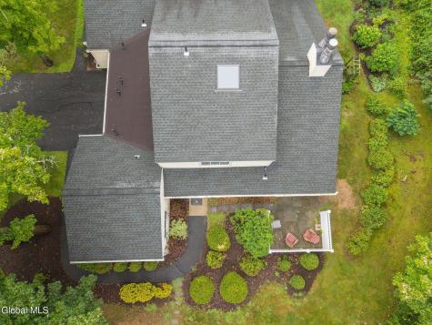 22 Spruce Court Delmar NY 12054